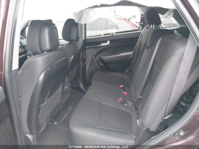 KIA Sorento Lx V6 2014 5XYKTDA79EG495920 Image 8