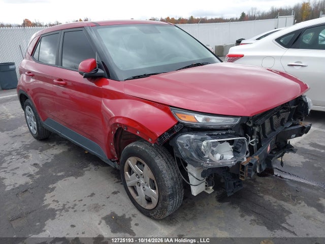 Hyundai Venue Essential Auto Ivt 2022 KMHRB8A39NU138592 головне зображення