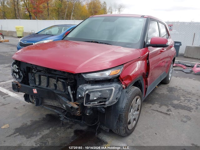 Hyundai Venue Essential Auto Ivt 2022 KMHRB8A39NU138592 Image 2