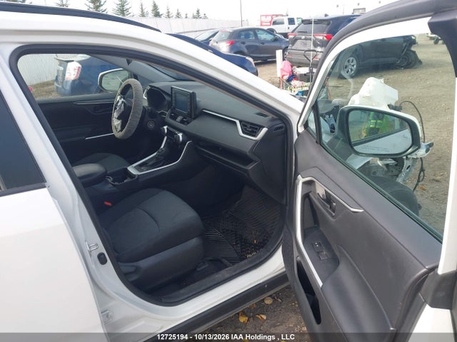 Toyota RAV4 LE 2020 2T3B1RFV6LW112170 Image 5