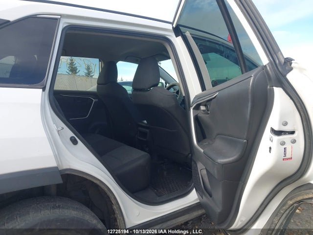 Toyota RAV4 LE 2020 2T3B1RFV6LW112170 Image 8