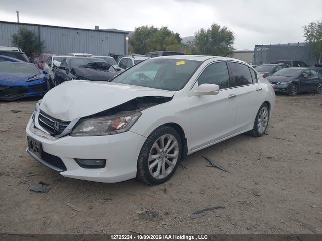1HGCR2F9XEA808346 Honda Accord Touring