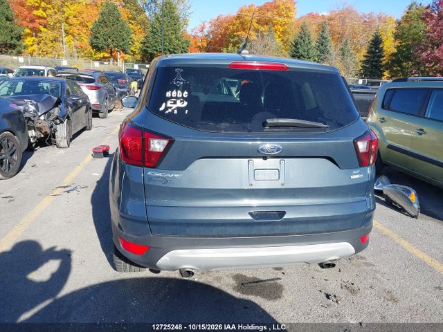 Ford ESCAPE SE 2019 1FMCU9GD9KUB67947 Image 17