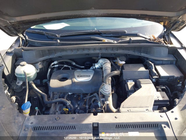KM8J3CA27HU339402 Hyundai TUCSON SE