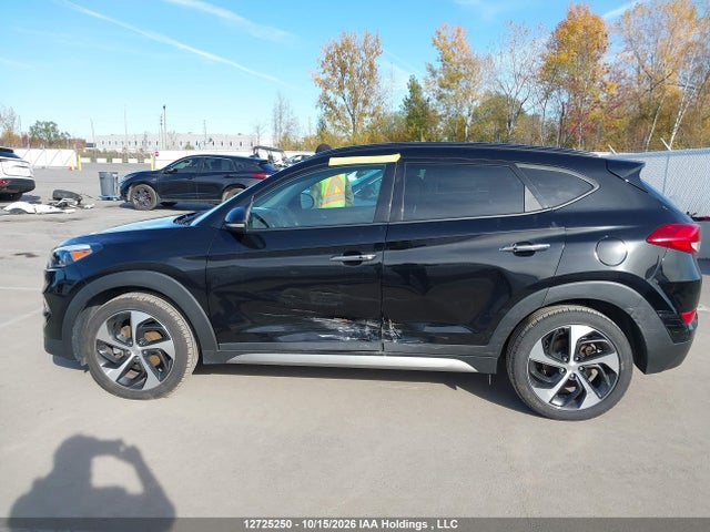 KM8J3CA27HU339402 Hyundai TUCSON SE