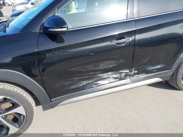 KM8J3CA27HU339402 Hyundai TUCSON SE