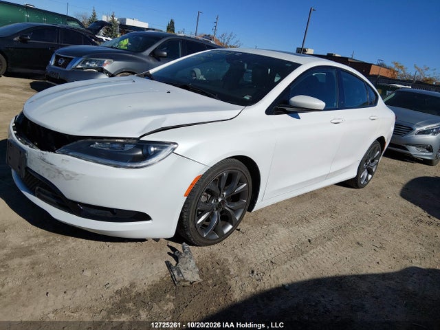 Chrysler 200 S 2015 1C3CCCBG9FN707310 Image 2