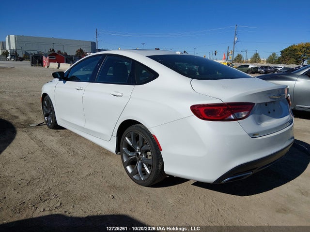 Chrysler 200 S 2015 1C3CCCBG9FN707310 Image 3