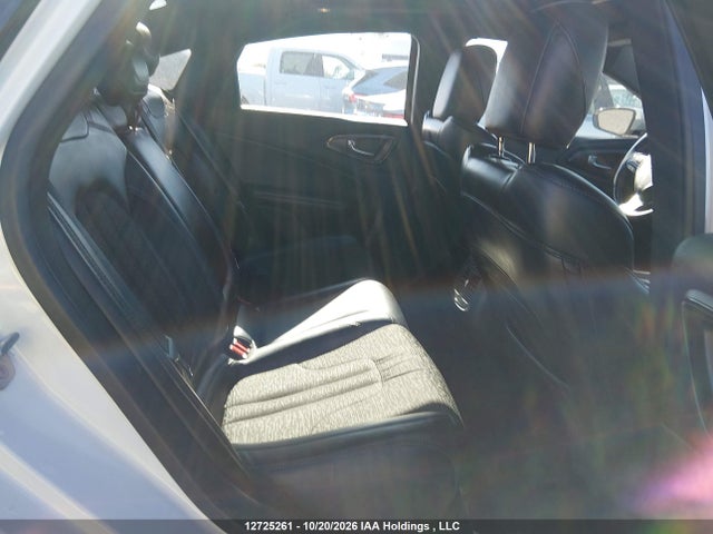 Chrysler 200 S 2015 1C3CCCBG9FN707310 Image 8