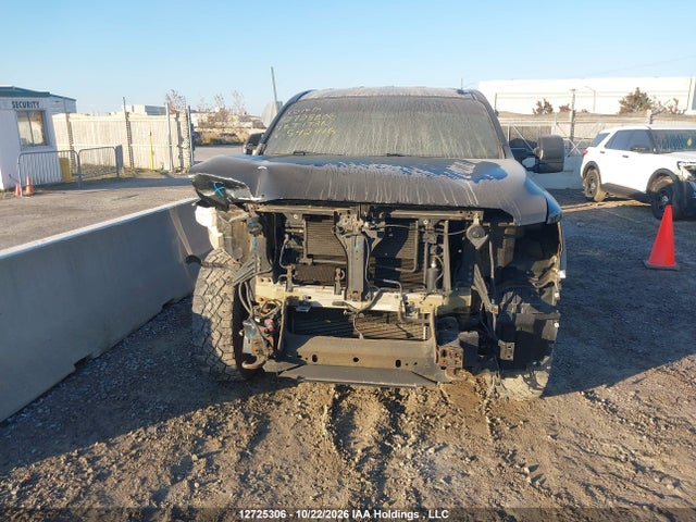 1N6AA1E53JN542416 Nissan Titan Sv/sl/pro-4x/plat Res
