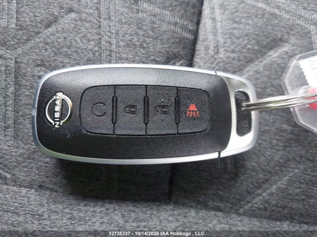 3N8AP6CB7TL377288 Nissan KICKS SV