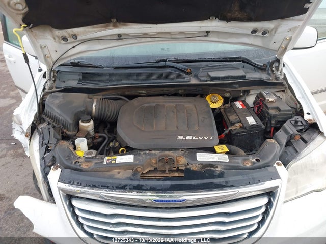 2C4RC1BG2ER351424 Chrysler Town &amp; Country Touring