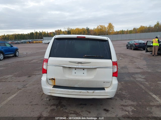 2C4RC1BG2ER351424 Chrysler Town &amp; Country Touring
