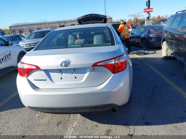 Toyota Corolla 2015 2T1BURHE2FC351105 Image 16