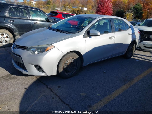 Toyota Corolla 2015 2T1BURHE2FC351105 Image 2