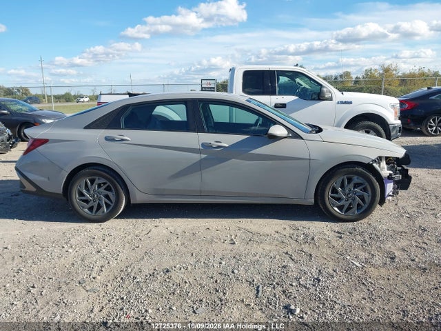 KMHLM4DG9RU764429 Hyundai ELANTRA SEL
