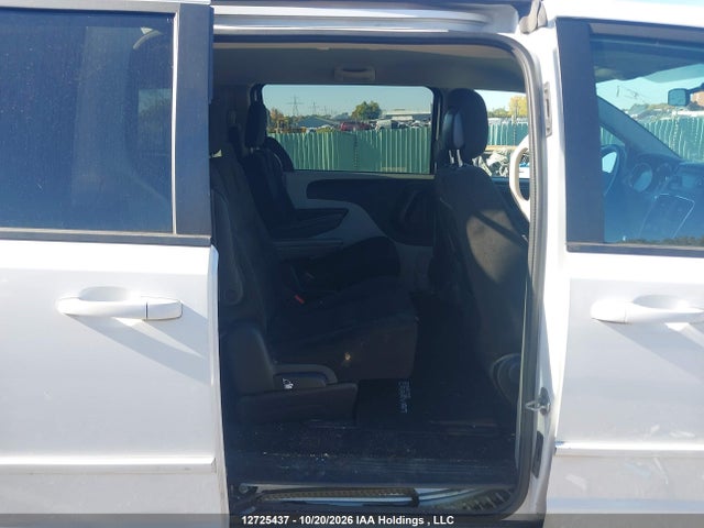 12725437 :رقم المزاد ، 2C4RDGBG7GR251824 vin ، 2016 Dodge Grand Caravan Se/sxt مزاد بيع