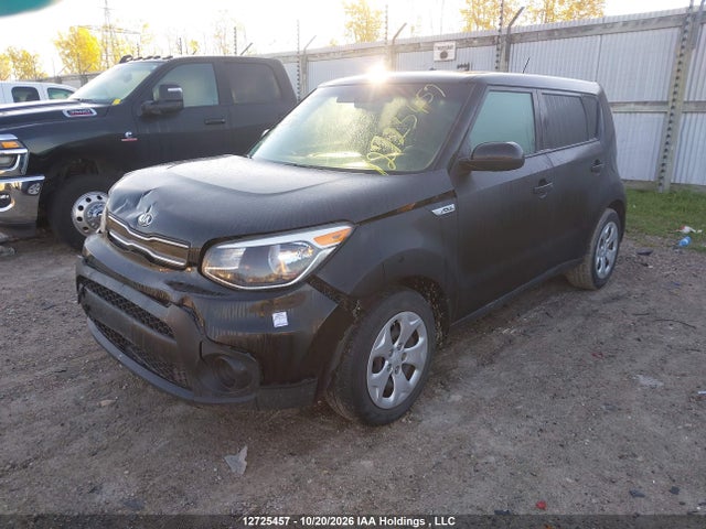 2018 Kia Soul მანქანა იყიდება აუქციონზე, vin: KNDJN2A26J7525946, აუქციონის ნომერი: 12725457