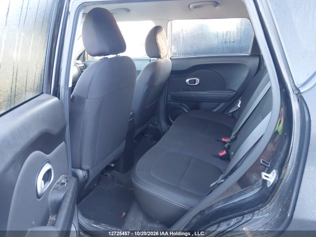 2018 Kia Soul მანქანა იყიდება აუქციონზე, vin: KNDJN2A26J7525946, აუქციონის ნომერი: 12725457