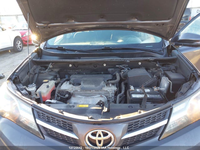 12725642 :رقم المزاد ، 2T3ZFREV1FW168801 vin ، 2015 Toyota Rav4 Le مزاد بيع