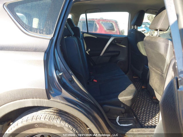 12725642 :رقم المزاد ، 2T3ZFREV1FW168801 vin ، 2015 Toyota Rav4 Le مزاد بيع