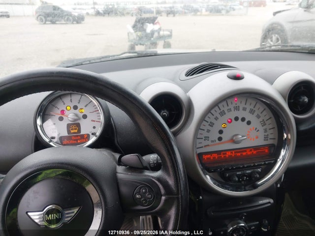 Продажа на аукционе авто 2011 Mini Cooper, vin: WMWZC3C57BWL78739, номер лота: 12710936