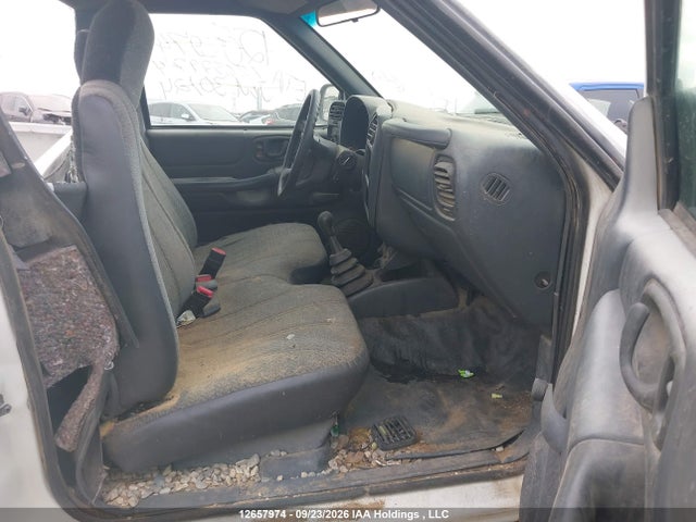 Продажа на аукционе авто 2000 Chevrolet S-10, vin: 1GCCS1457YK234882, номер лота: 12657974