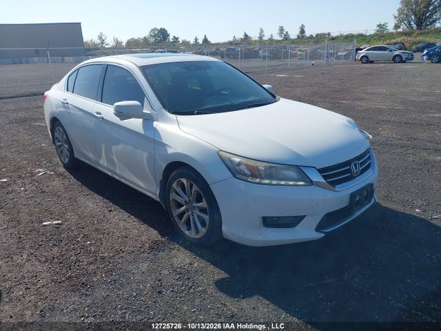 2015 1HGCR3F92FA801656 главное изображение