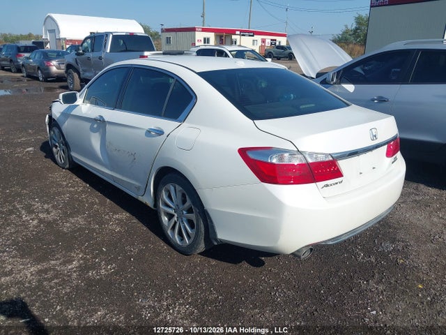 Honda Accord Touring 2015 1HGCR3F92FA801656 Image 3