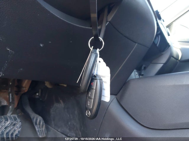 5N1AT2MV0FC780744 Nissan Rogue S/sl/sv