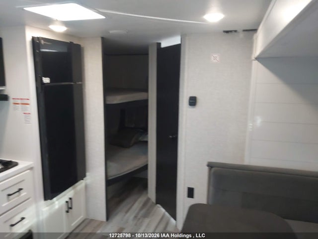 Продажа на аукционе авто 2025 Jayco Jayco, vin: 1UJBC0AK0S1YF0672, номер лота: 12725798