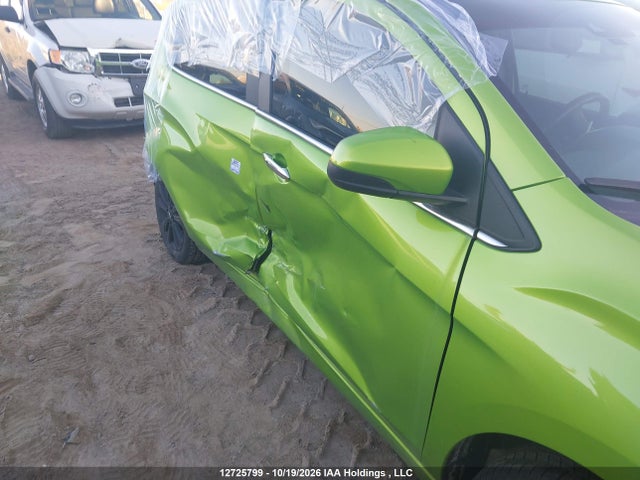 12725799 :رقم المزاد ، KL8CF6SA8GC565456 vin ، 2016 Chevrolet Spark 2lt مزاد بيع