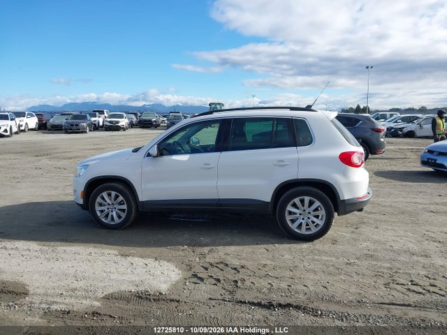 12725810 :رقم المزاد ، WVGBV7AX2AW501870 vin ، 2010 Volkswagen Tiguan 2.0 Tsi Comfortline/2.0 Tsi Highline/2.0 Tsi Trendline مزاد بيع