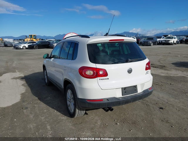 12725810 :رقم المزاد ، WVGBV7AX2AW501870 vin ، 2010 Volkswagen Tiguan 2.0 Tsi Comfortline/2.0 Tsi Highline/2.0 Tsi Trendline مزاد بيع