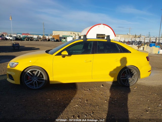 2018 Audi S3 Prestige მანქანა იყიდება აუქციონზე, vin: WAUF1GFF1J1056601, აუქციონის ნომერი: 12725848