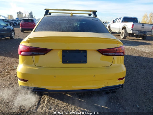 2018 Audi S3 Prestige მანქანა იყიდება აუქციონზე, vin: WAUF1GFF1J1056601, აუქციონის ნომერი: 12725848