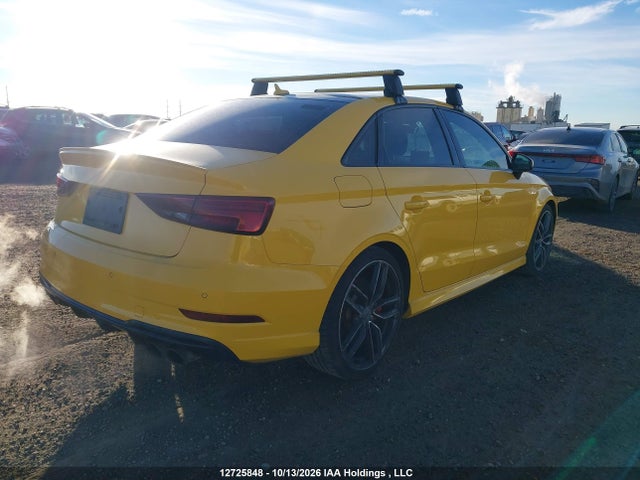 2018 Audi S3 Prestige მანქანა იყიდება აუქციონზე, vin: WAUF1GFF1J1056601, აუქციონის ნომერი: 12725848