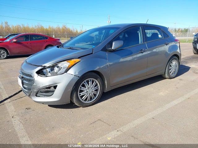 Hyundai ELANTRA GT 2016 KMHD25LH3GU306599 Image 2