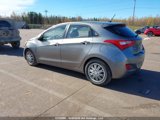 Hyundai ELANTRA GT 2016 KMHD25LH3GU306599 Image 3