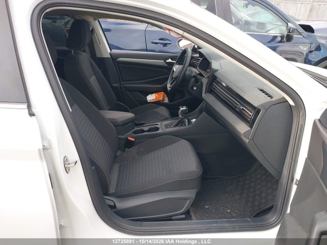 3VWCX7BU0SM076817 Volkswagen Jetta Trendline
