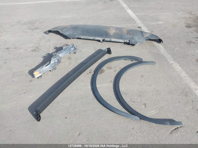 Tesla Model Y Long Range 2022 7SAYGAEE2NF465433 Image 12