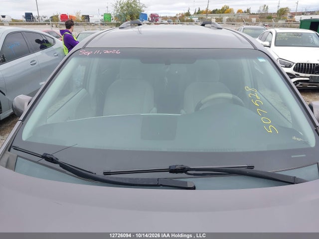 5TDKK3DC4ES507528 Toyota SIENNA LE