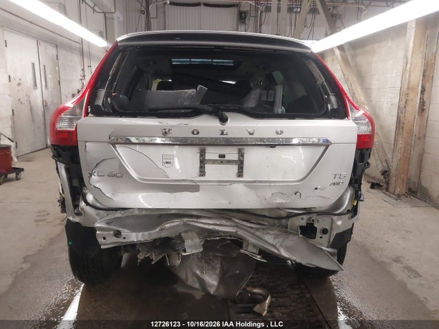 Volvo Xc60 T5/premier 2016 YV4612RK9G2906568 Image 17