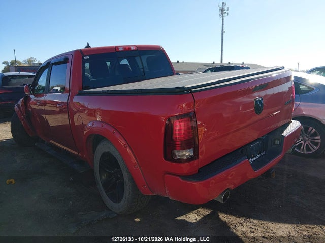 12726133 :رقم المزاد ، 1C6RR7MT5JS122943 vin ، 2018 Ram 1500 Sport مزاد بيع