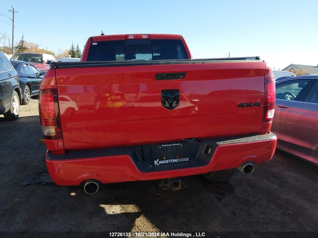 12726133 :رقم المزاد ، 1C6RR7MT5JS122943 vin ، 2018 Ram 1500 Sport مزاد بيع