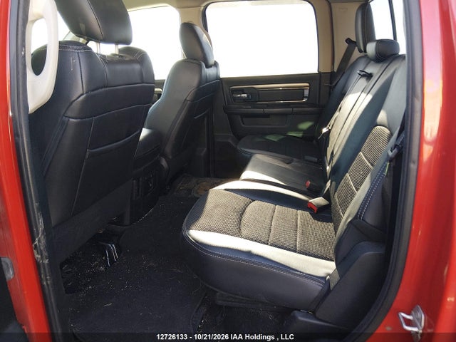 12726133 :رقم المزاد ، 1C6RR7MT5JS122943 vin ، 2018 Ram 1500 Sport مزاد بيع