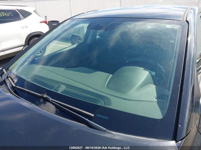 Продажа на аукционе авто 2018 Hyundai Elantra Gl, vin: KMHD84LF8JU714451, номер лота: 12692827
