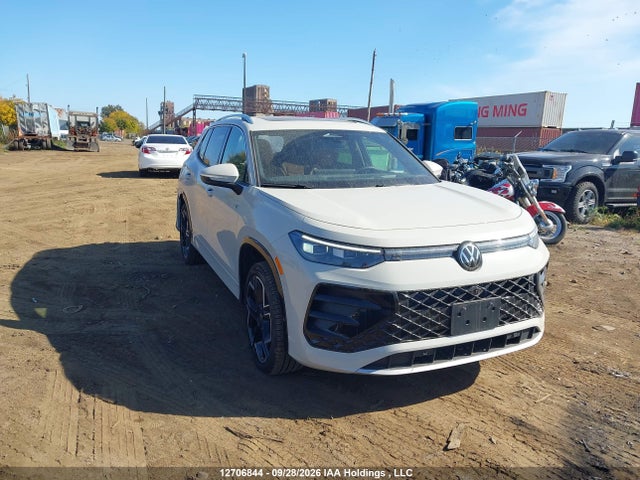 Продажа на аукционе авто 2026 Volkswagen Tiguan Highline Turbo R-line 4motion, vin: 3VVUW7RM4TM135726, номер лота: 12706844