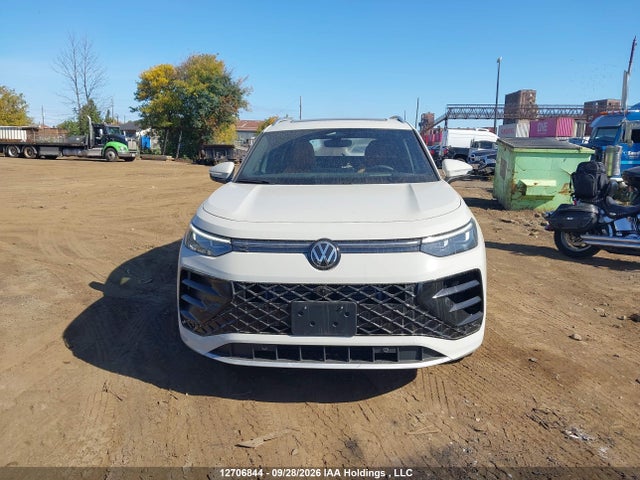 Продажа на аукционе авто 2026 Volkswagen Tiguan Highline Turbo R-line 4motion, vin: 3VVUW7RM4TM135726, номер лота: 12706844