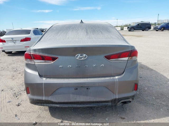 2018 Hyundai Sonata Gl მანქანა იყიდება აუქციონზე, vin: 5NPE24AFXJH628792, აუქციონის ნომერი: 12697935